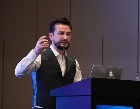 2300f3bb-67fc-42f4-b411-fcd9459d480b